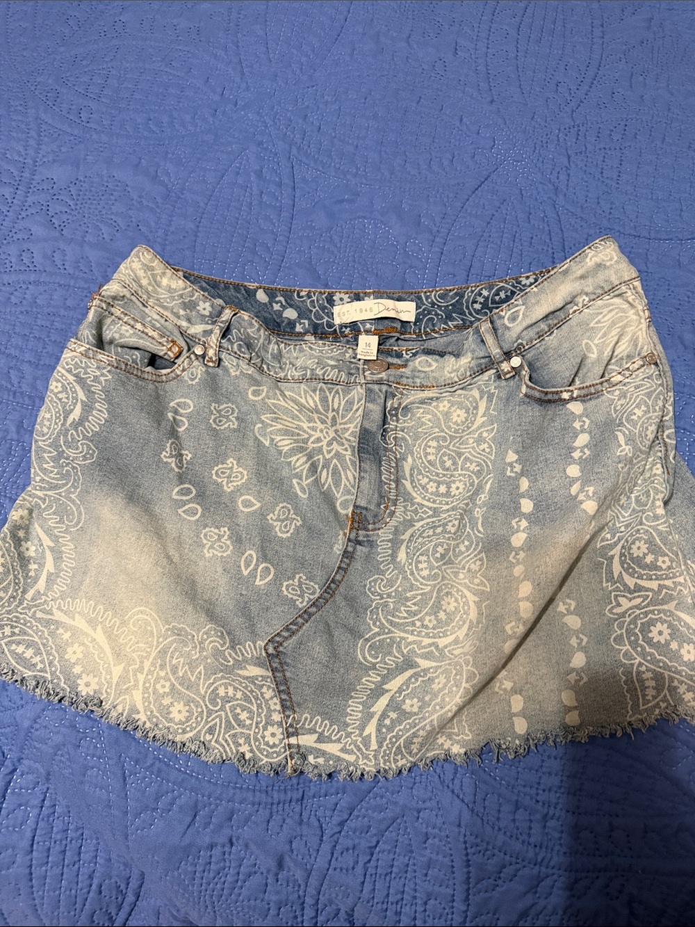 Women’s Paisley Denim Skirt Size 14